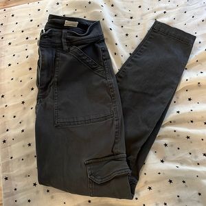 GAP High Rise Cargo Jeggings size 6